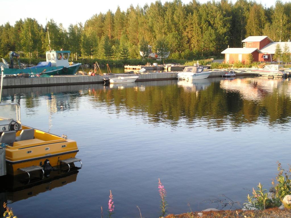 Lomakyla Kultahiekat Hotel Manamansalo Luaran gambar
